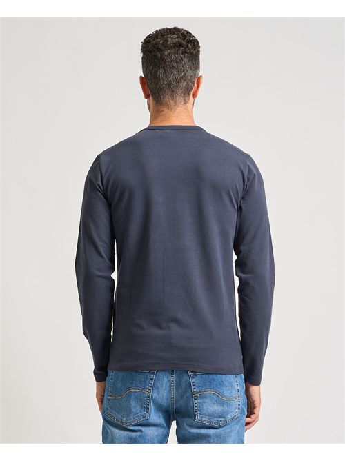  YES ZEE | T831-S3030710